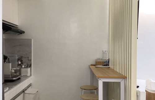 Cabanatuan Apartamento | Minimalist Studio Apartment in Cabanatuan