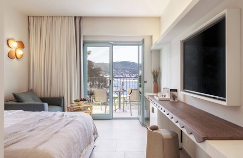 Skopelos Hotel | Minnŏ Boutique Hotel & Spa