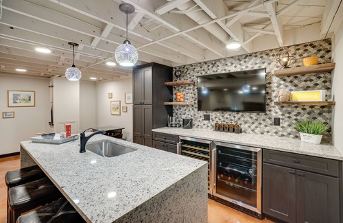 Southwest Minneapolis Casa | Minneapolis Vacation Rental ~ 8 Mi to Downtown!