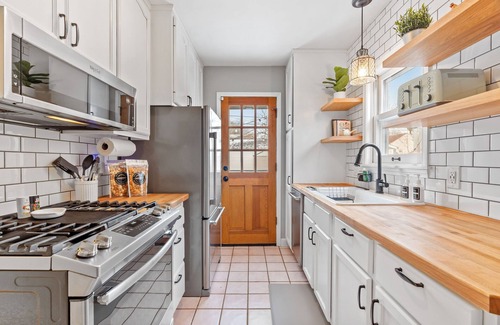 Diamond Lake Casa | MINNeSTAY* Cape Cod Charmer |