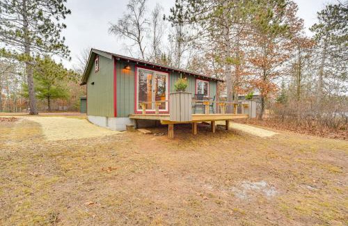Gordon Casa | Minong Flowage Cabin with Fire Pit and Dock!