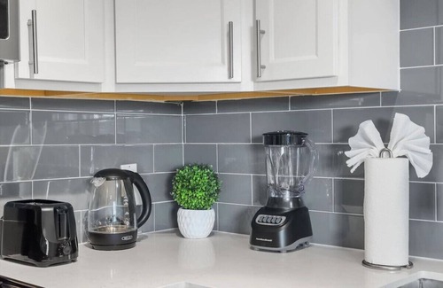 Hyde Park Apartamento | Mins 2 Dwntown ~ Private Retreat ~ Austin Cove