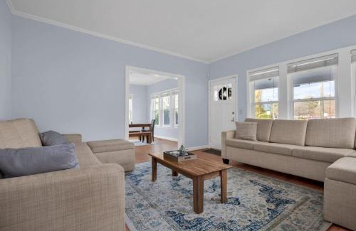 Terry Sanford Casa | Mins to Downtown & Ft Bragg Crafty in Haymount