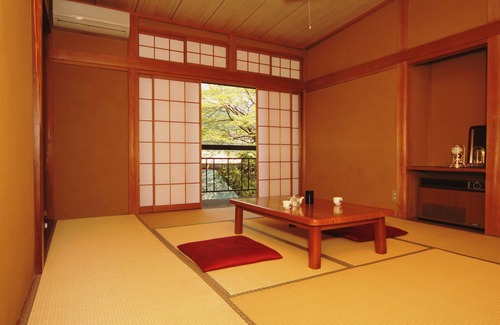 Yudanaka Shibu Onsen Casa | Minshuku Miyama