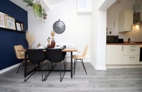 Penylan Apartamento | Minster House by Tŷ SA