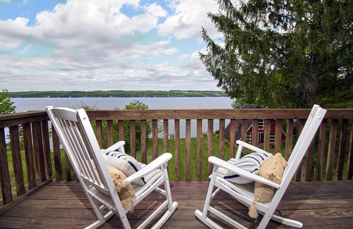 Skaneateles Casa | Mint Private Lakefront Skaneateles, 4BR/2 Bath w/50ft Lake Frontage w/Dock