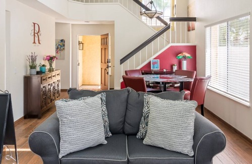 Loma Linda Casa | Minutes away from Loma Linda Hospital/University & Redlands!