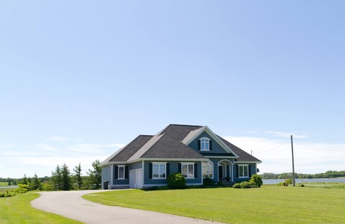 Mermaid Casa | A minutos de Charlottetown, rodeado de agua y campo