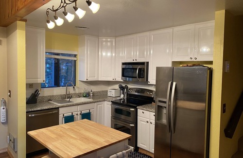 Truckee Condominio | Minutes from Downtown Truckee! Biking, hiking, shopping, restaurants...