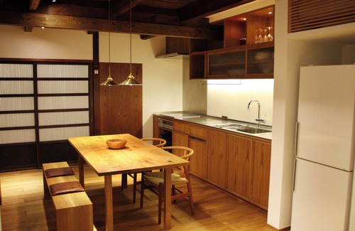 Gion Casa | EN EL MEDIO DEL DISTRITO DE GEISHA, LUXURY RENOVATED TRAD. CASA, TOTALMENTE LICENCIA