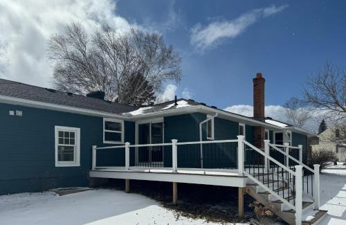 Petoskey Casa | Minutes from it All
