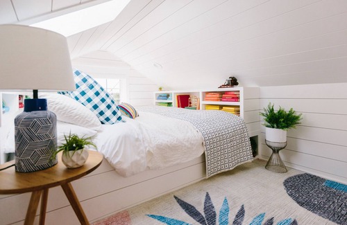 Castaic Casa | 🎢 Minutes from Magic Mountain. Private Entrance Tiny Home + Free EV Charger 🔌