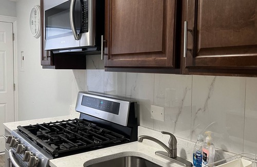 Des Plaines Apartamento | Minutes from O’Hare!