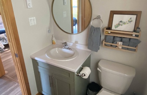 Smiths Corner Casa | Minutes from skiing, golfing and beach. Private setting with all the amenities!
