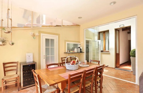 San Lorenzo Apartamento | Minutes from the Duomo-Spacious 5 bedroom in the enchanting Central Firenze