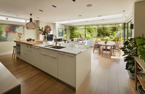Wandsworth Common Casa | Minutes from the heart of London, an oasis of tranquility for work or family.