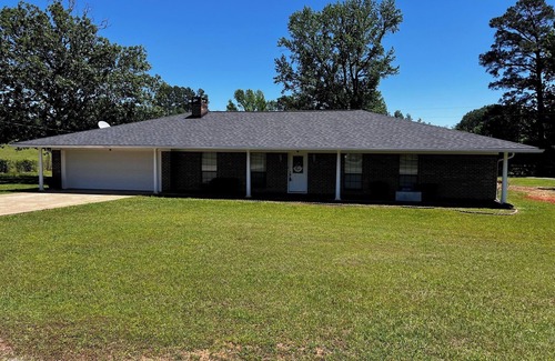 Benton Casa | Minutes from Cypress Lake boat launch 2 local event venues Bodcau wildlife mngt
