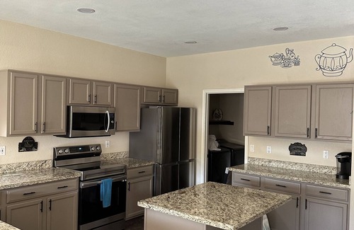 Entrada Casa | Minutes to spring training, and large comfortable 5 bedroom home.