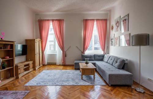Brasov City Centre Apartamento | Mira Center Residence