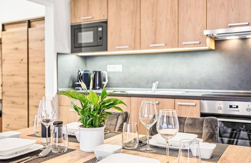 Loucna Pod Klinovcem Apartamento | Mirabel by Interhome