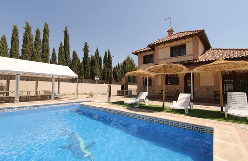 Sesena Chalet De Esquí | Mirador d Valle TuCasaTemporal