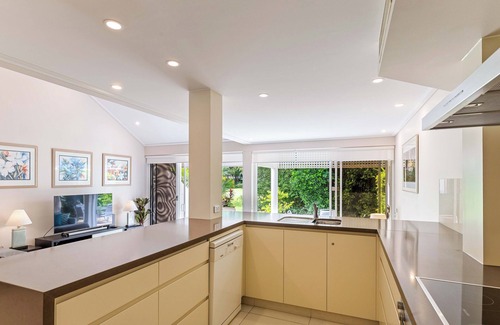 Port Douglas Villa | Mirage Resort Villa 454