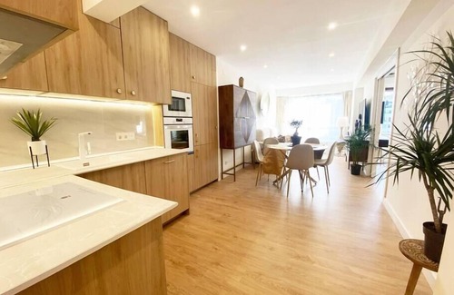 San Sebastian Apartamento | Miramar: Exclusive luxurious flat, parking, terrace, new!