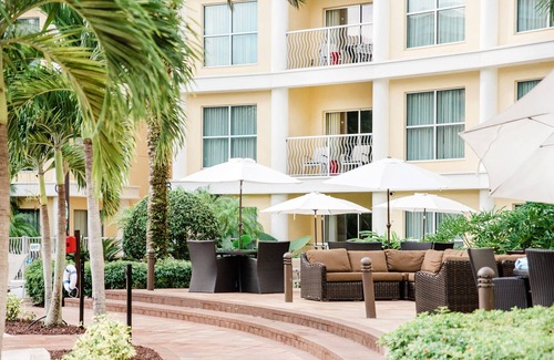 Celebration Apartamento | MIRROR WORKOUT Pet-Friendly Apartment near Disney