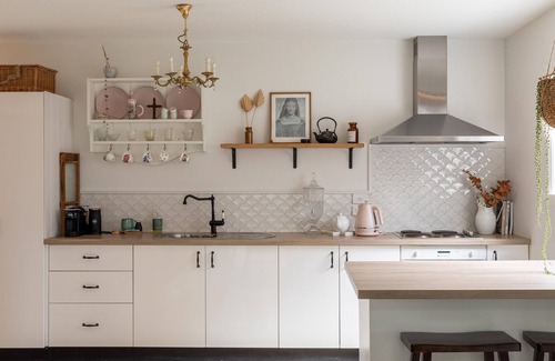 Gravelly Beach Casa | Miss Adeline's Cottage Tamar Valley