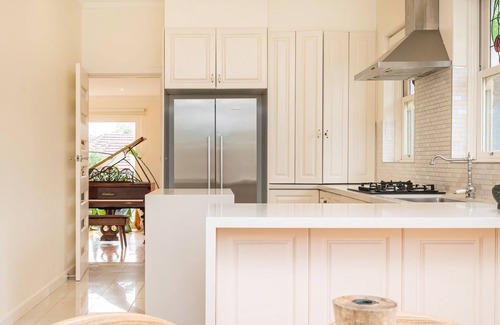 Brighton East Casa | Miss Peregrine in Brighton East