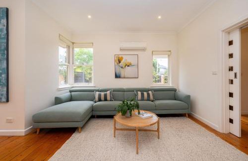 Brighton East Casa | Miss Peregrine in Brighton East