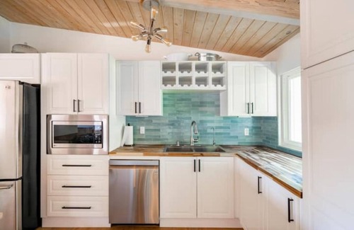 Mission Canyon Casa | Mission Canyon Oak Haven
