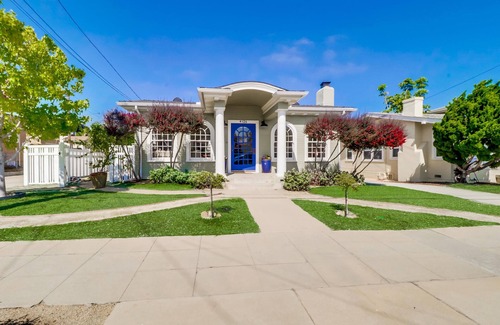 Mission Hills Casa | Mission Hills Historic Bungalow