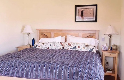 Livingston Cabina | Mission Meadows · Private Mountain Retreat, Wildlife, Serenity