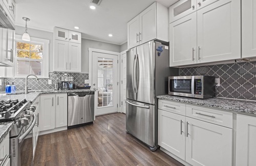 Mission Casa | Mission Outlook - Gorgeous Home + Pet Friendly