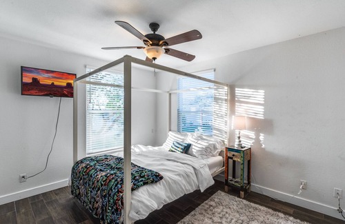 Peoria Casa | Mission Villa! Acre Lot paradise