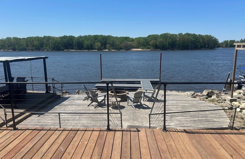 Allamakee County Cabina | Mississippi Cabin with Boat dock