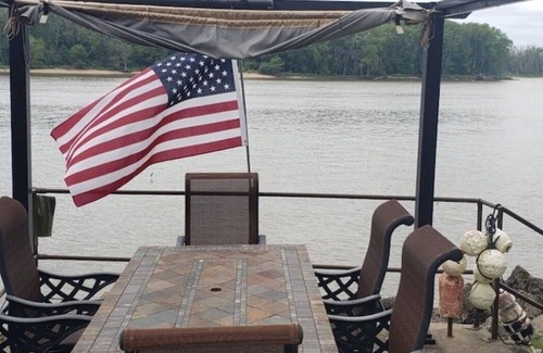 Allamakee County Cabina | Mississippi Cabin with Boat dock