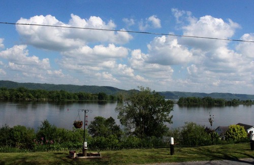 Brownsville Casa | Vista del río Mississippi