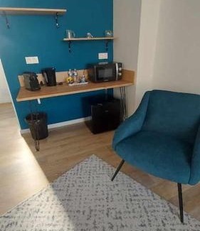 Nogent-le-Rotrou Apartamento | Mister Hinster - studio tout confort centre ville Nogent-le-Rotrou - 1e étage