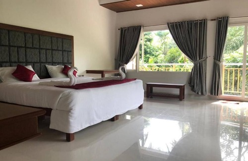 Chithirapuram Cama Y Desayuno | Misty Bush Munnar - Deluxe Double Room
