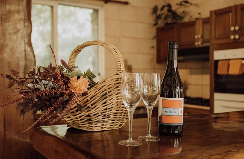 Uki Otro | Misty Mountain Manor