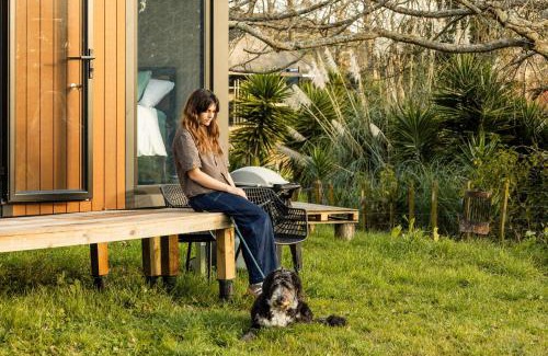 Waihi Casa | Misty Mountain View by Tiny Away