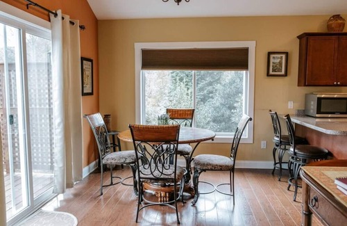Weaverville Casa | ¡Entorno campestre con vistas pero cerca de todo!