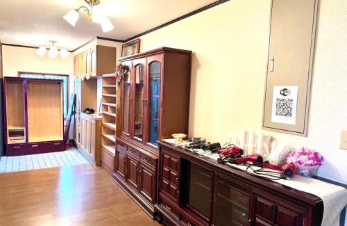 Higashi-osaka Cama Y Desayuno | Mito Houses 15 or 20 Pax - Bus & Breakfast Options