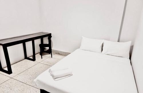 Wat Bowon Niwet Apartamento | Mitr Inn Khaosan