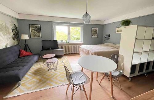 Nastatten Apartamento | Mitten in Nastätten und doch im Grünen: schönes und modernes Apartment