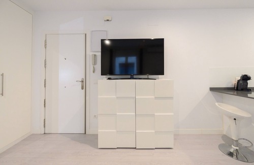 Cotos Apartamento | Alquiler mixto en Madrid : Piso de 1 dormitorios para vivir y trabajar