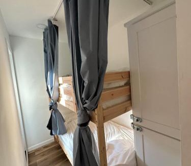 Tarrytown Casa | Mixed Shared Room - CoLiving Condo