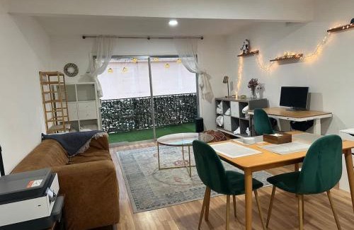 Tarrytown Casa | Mixed Shared Room - CoLiving Condo